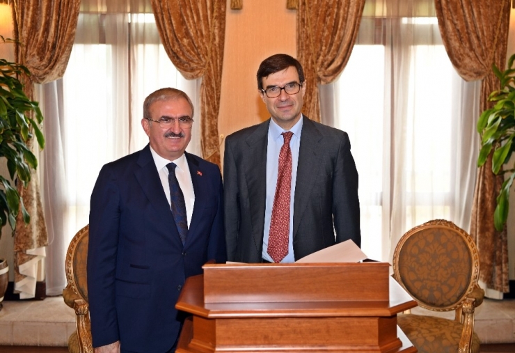 Turizmdeki Büyüme, En Büyük Rakip İspanya’yı Şaşırttı