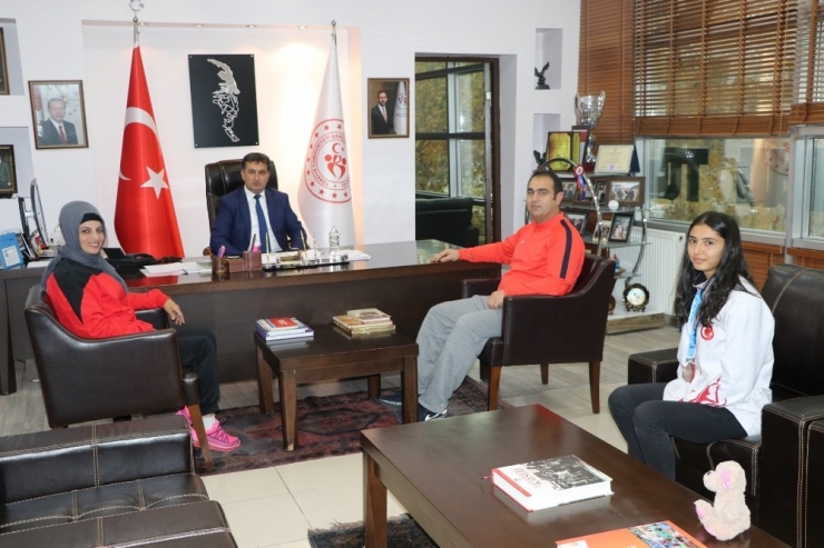 Avrupa İkincisi Taekwondocudan Eskici’ye Ziyaret