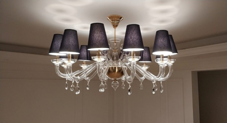 Katar Ve Dubai Saraylarını Bursa Avizeleri Süslüyor