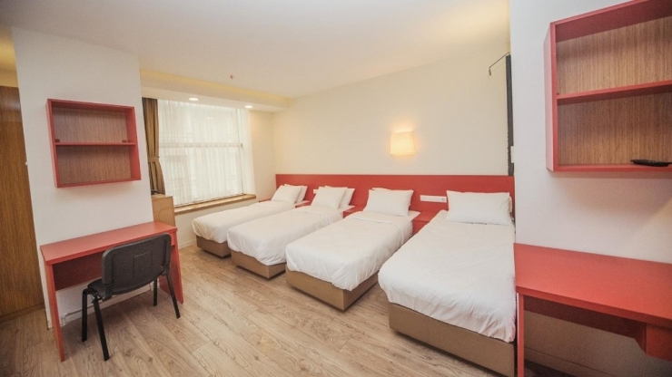 İstanbul’da Kız Öğrenci Yurduna İcra Şoku