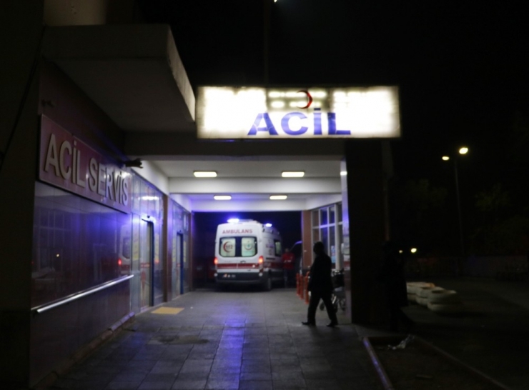 Kahramanmaraş’ta İki Aile Arasında Silahlı, Taşlı Ve Sopalı Kavga: 12 Yaralı