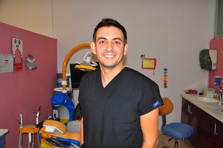 Uyarı Çocuklar İçin Geldi: ’Çekirdek Yerken Dikkat!’