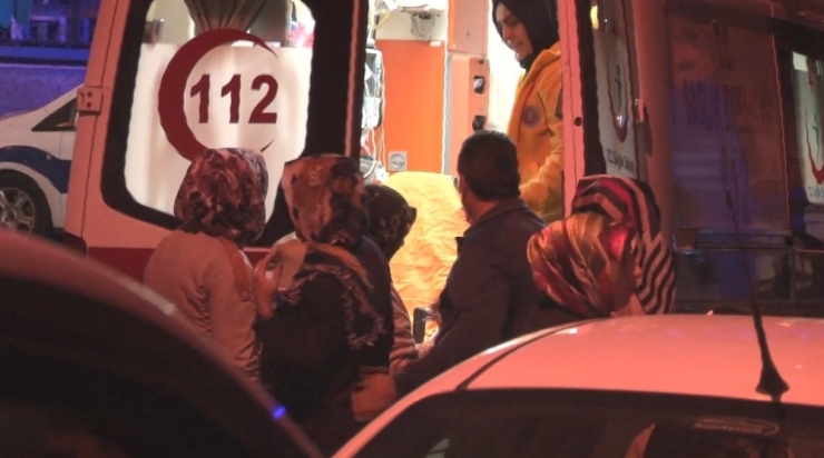 Esenler’de Elektrik Panosu Patladı, Dumandan 15 Kişi Etkilendi