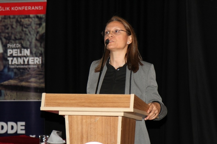 Akm’de ‘Madde Bağımlılığı’ Konulu Sağlık Konferansı Düzenlendi