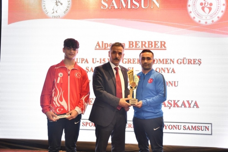 Vali Kaymak: “İsteğimiz Samsunspor’un Süper Lig’e Çıkması"