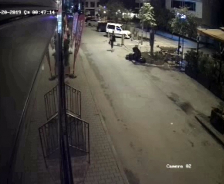 Ypg’li Terörist, Adana’daki Bombayı Suriye’den Patlatmış