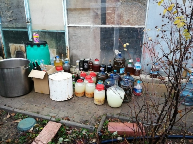 Ankara’da Kaçak İçki Operasyonu