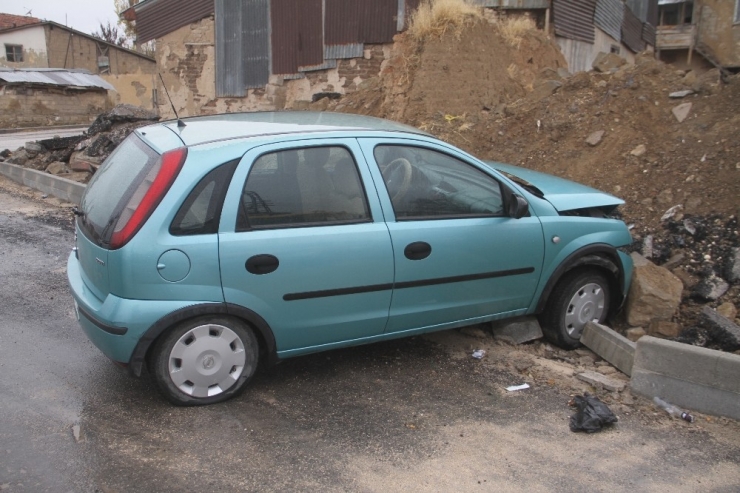 Elazığ’da Trafik Kazası: 5 Yaralı
