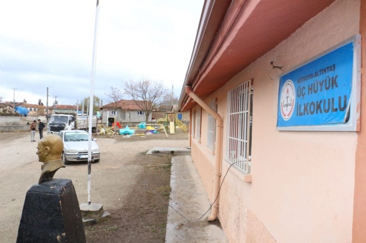 Köy Okullarına Park Ve Oyun Alanı