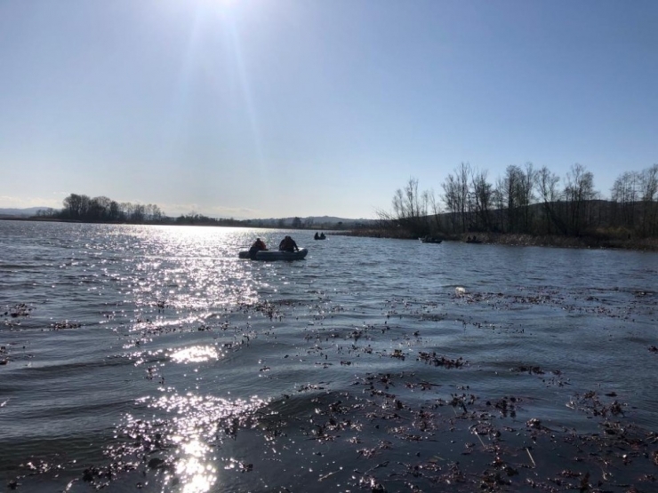 Balık Tutmak İçin Gittiler Sandalları Alabora Oldu