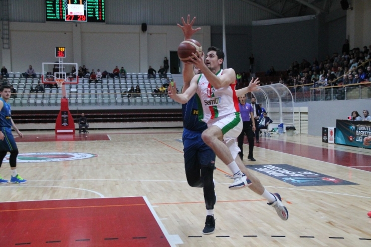 Türkiye Basketbol Ligi: Yalovaspor: 89 - Balıkesir Büyükşehir Belediyespor: 87