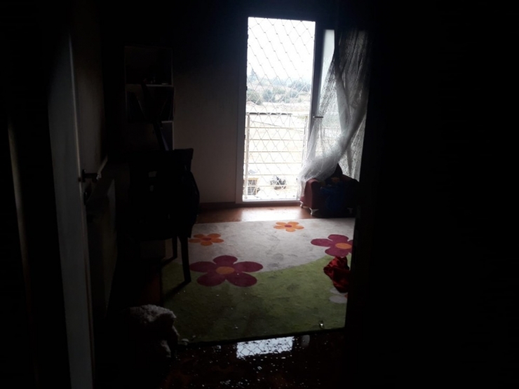 Tarsus’ta Bir Sitede Çıkan Yangın Korkuttu