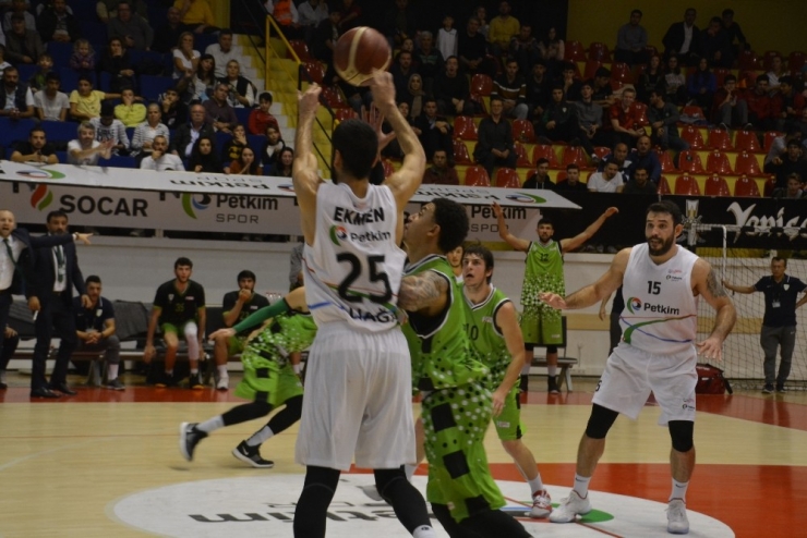 Türkiye Basketbol Ligi: Petkim Spor: 79 - Manisa Büyükşehir Belediye: 75