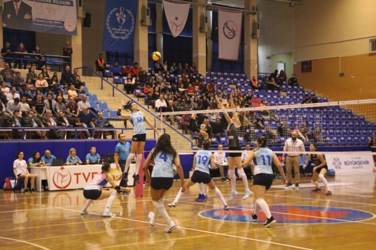 Vestel Venüs Sultanlar Ligi: Aydın Büyükşehir Belediyespor: 0 Atlas Global Yeşilyurt: 3