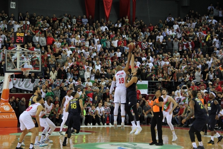 Ing Basketbol Süper Ligi: Pınar Karşıyaka: 68 - Fenerbahçe Beko: 57