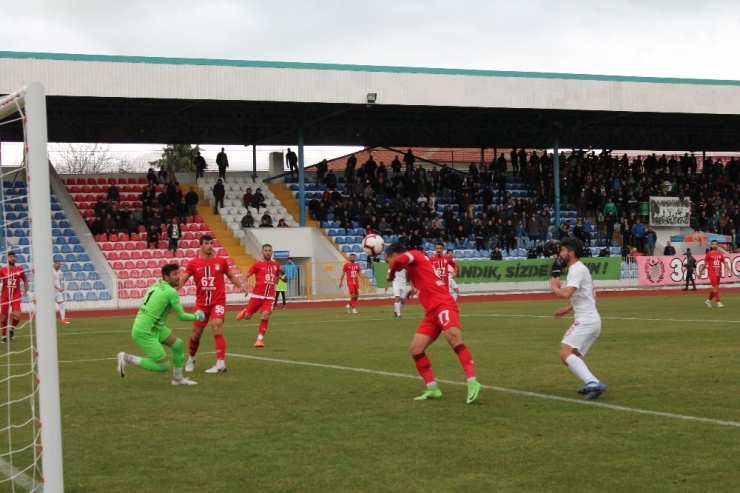 Isparta 32 Spor, Kendi Evinde Ortaca Belediyespor’u Mağlup Etti: 2-1