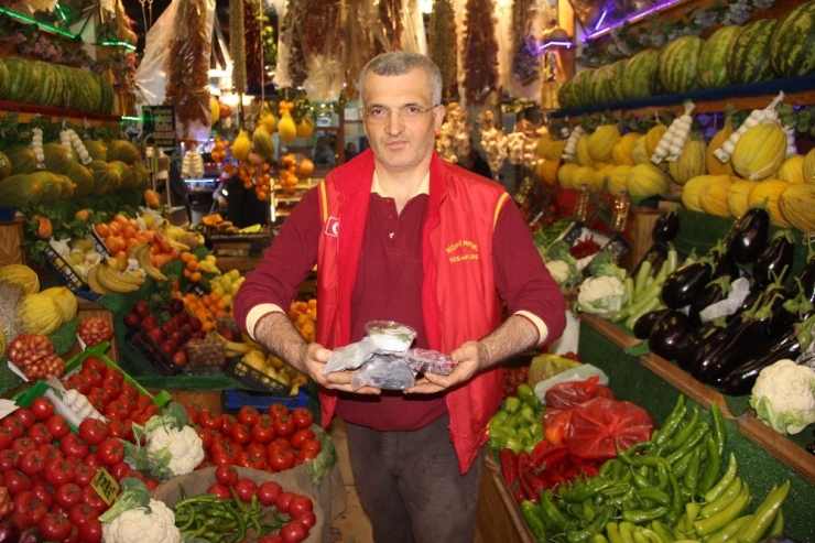 Aşeren Eşleri İçin Bu Manava Koşuyorlar