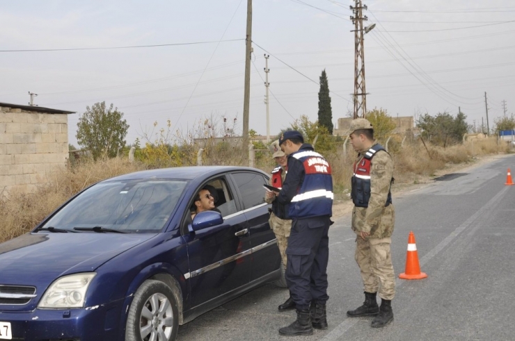 Jandarma Ekiplerinden Trafik Uygulaması