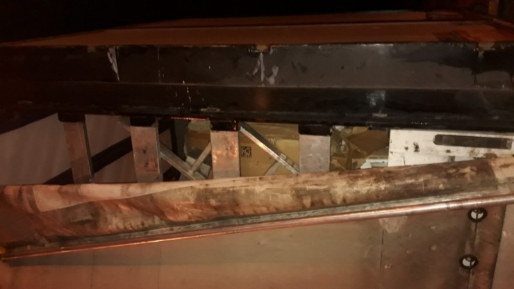 Şanlıurfa’da Gümrük Kaçağı Sigara Operasyonu