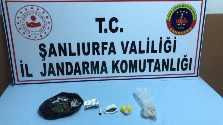 Şanlıurfa’da Uzun Namlulu Silahlar Ve Uyuşturucu Ele Geçirildi