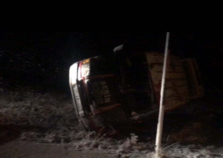 Sivas’ta Minibüs Devrildi