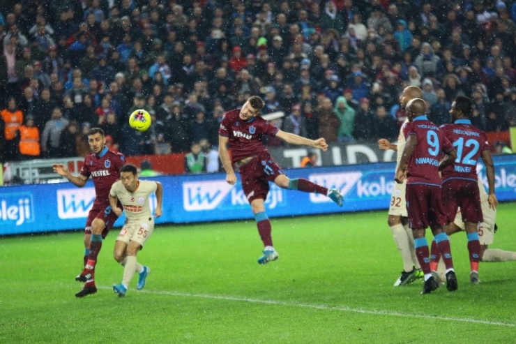 Süper Lig: Trabzonspor: 1 - Galatasaray: 1 (Maç Sonucu)
