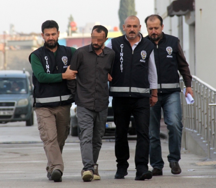 Uyuşturucu Bağımlısı, Annesini Odunla Uykuda Öldürmüş