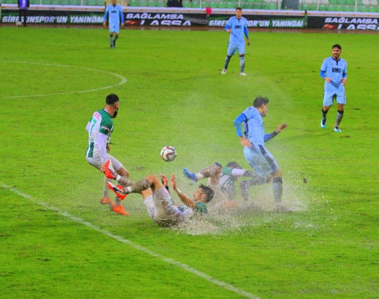 Tff 1. Lig: Giresunspor: 1 - Adana Demirspor: 0 (İlk Yarı Sonucu)