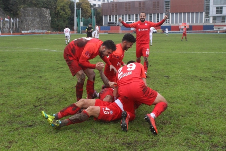 Tff 2. Lig: Zonguldak Kömürspor: 3 - Başkent Akademi Fk: 0