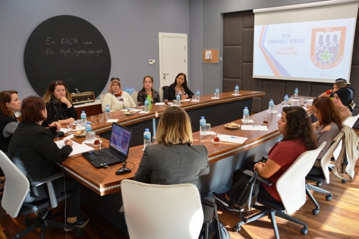 Ayto Kooperatif Atölyesi Çalışıyor