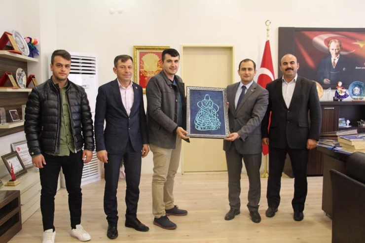 Eski Kaymakamlarını Unutmadılar