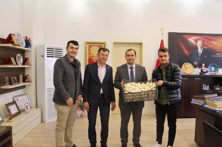 Eski Kaymakamlarını Unutmadılar