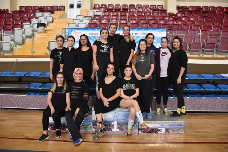 Evinin Sultanları Ve Sokaklar Bizim Turnuvası Sona Erdi