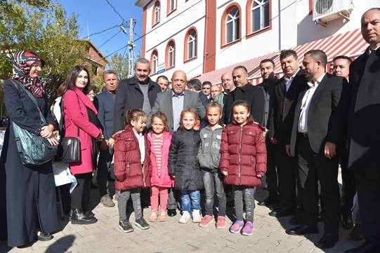 Hak-iş Ve Hizmet-iş Sendikasın’dan Çanakkale Kahramanı Seyit Onbaşı’ya Vefa