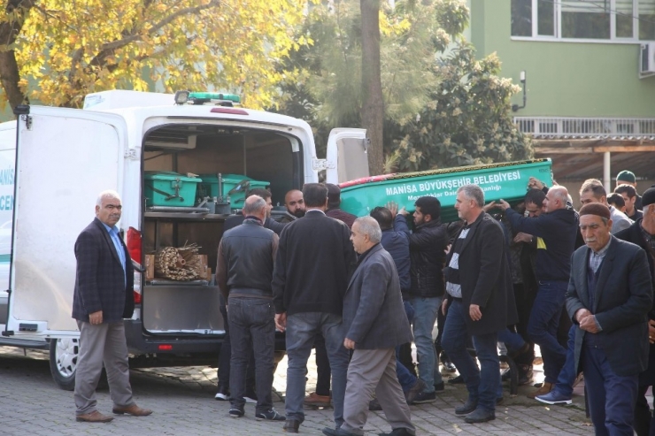 Kocası Tarafından Öldürülen Kadın Toprağa Verildi