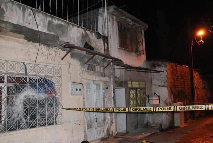 Kiracı Ev Sahibini Pompalı Tüfekle Öldürdü