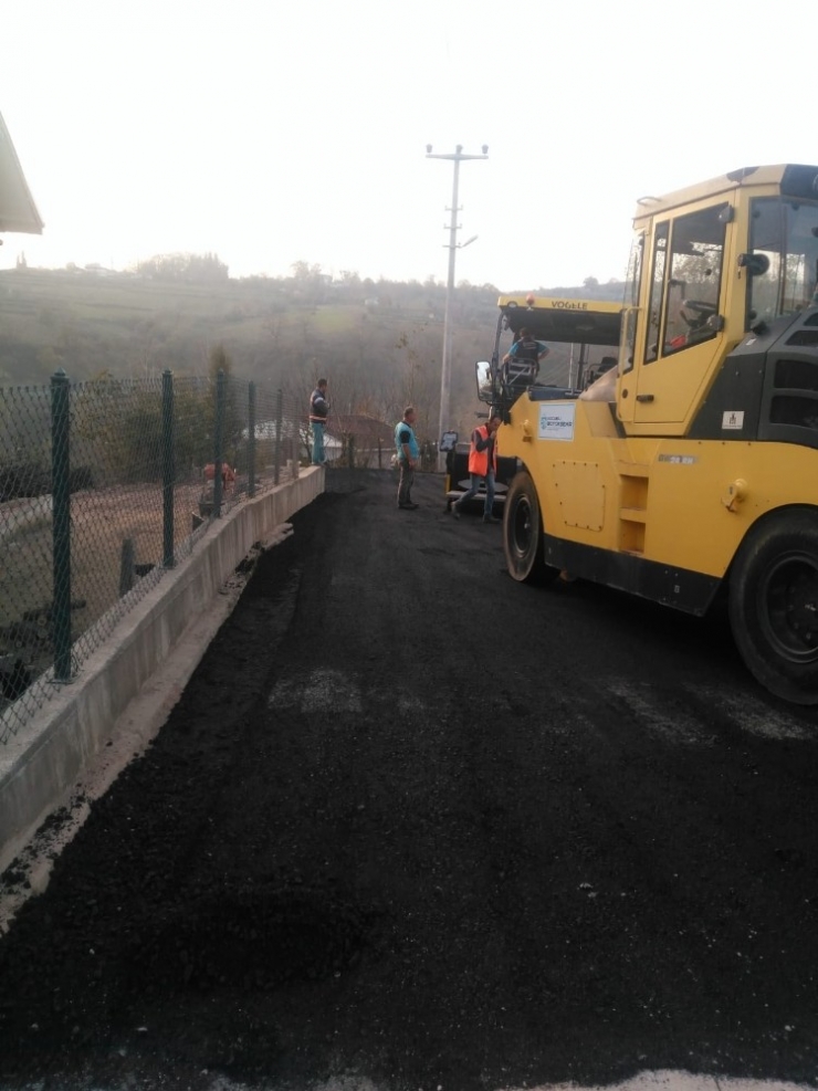 İzmit’in Köy Yolları Modernleşiyor