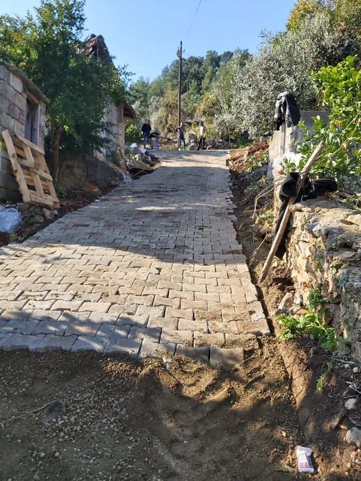 Oartaca’da Belediye Ekipleri Hızla Çalışıyor