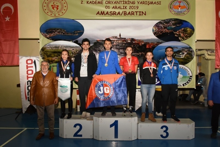 İnönü Ekibi Oryantiringde Türkiye Dereceleriyle Döndü