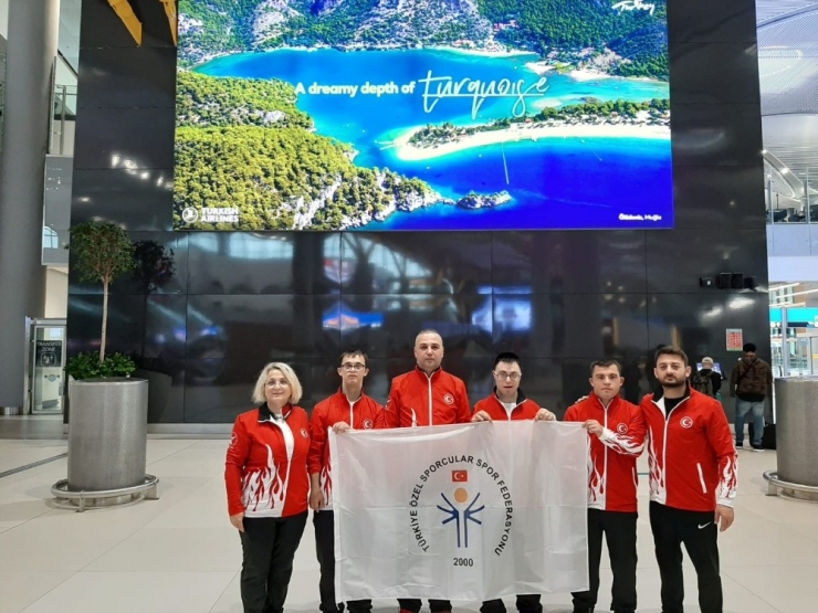 Down Sendromlu Judocular Dünya Şampiyonu Oldu, Aileleri Sevince Boğuldu