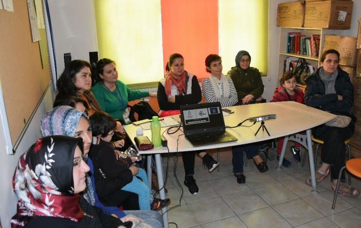 Yeşim’den Annelere Eğitim