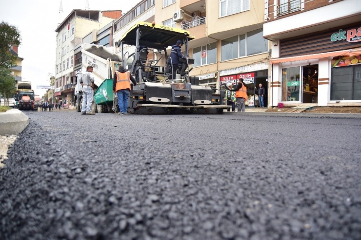Karasu’da İstiklal Ve Mevlana Caddeleri Yenileniyor