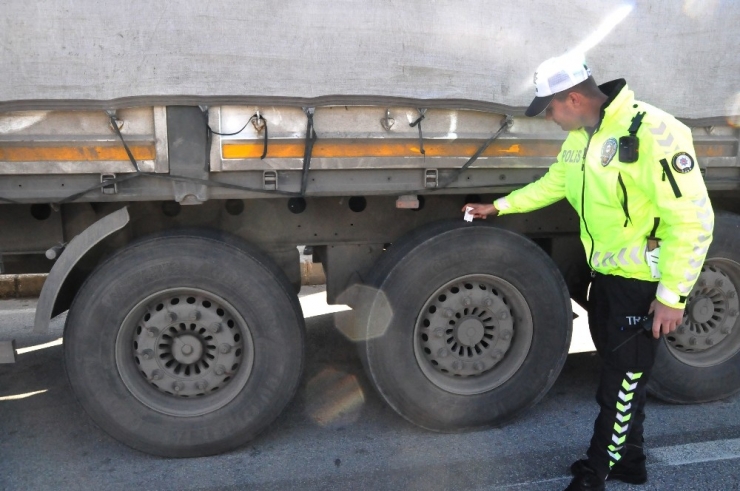 Sungurlu’da Kış Lastiği Denetimi