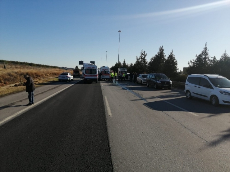 Tarsus’ta Trafik Kazası: 1 Ölü, 2 Yaralı
