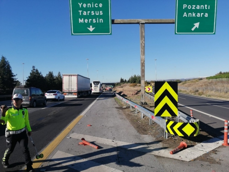 Tarsus’ta Trafik Kazası: 1 Ölü, 2 Yaralı