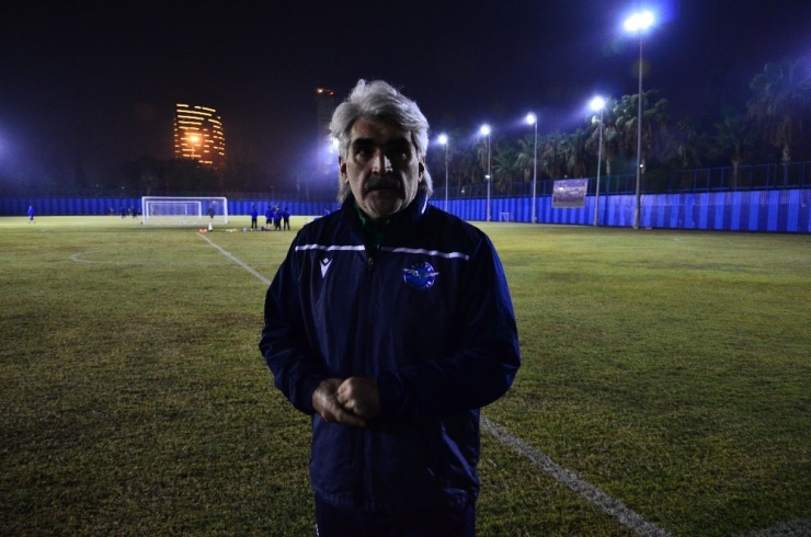 Uğur Tütüneker, “Kalan 4 Maçımıza Konsantre Olduk”