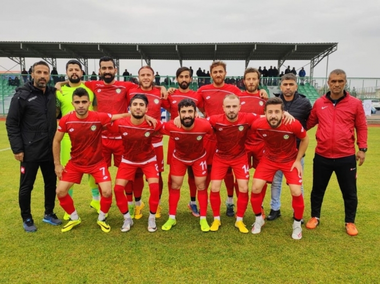 Bağlar Belediyespor Zirveye Koşuyor