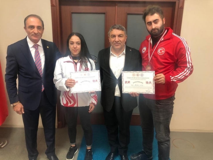 Dilovası’na Altın Madalya İle Döndü