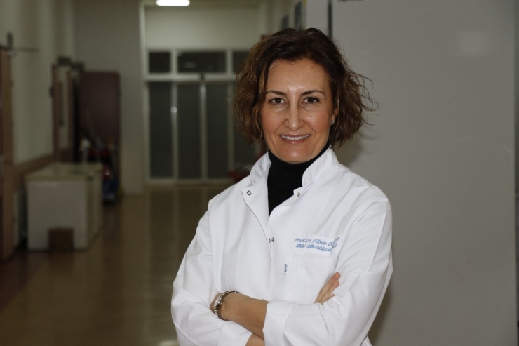 Uzmanından Konserve Uyarısı: "Konservelerin Kapaklarının İçe Bombe Olması Lazım"