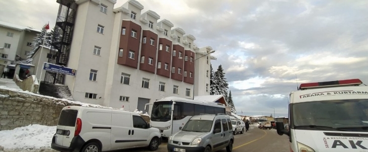 Zirve Yolunda 33’üncü Saatte Kayıp Dağcılara Ait Kafa Işığı Bulundu